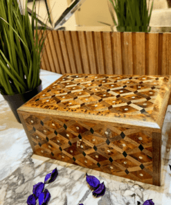 Thuya wooden box