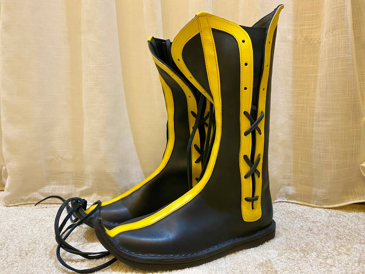 Leather boot